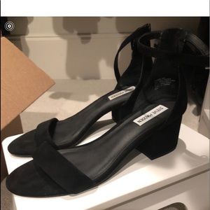 Steve Madden black  size 9 sandal